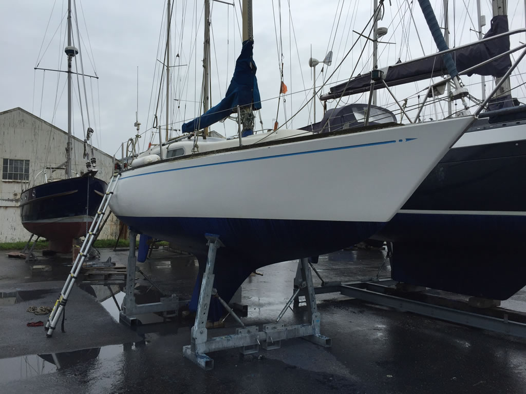 Sending us Pictures - Picture of a Yacht